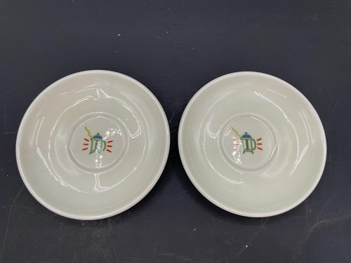 Due piattini demitasse - demitasse, le