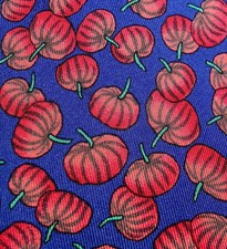 CRAVATTA USATA CRAVATTA HERMES PARIS 7451 HA ANGURIE