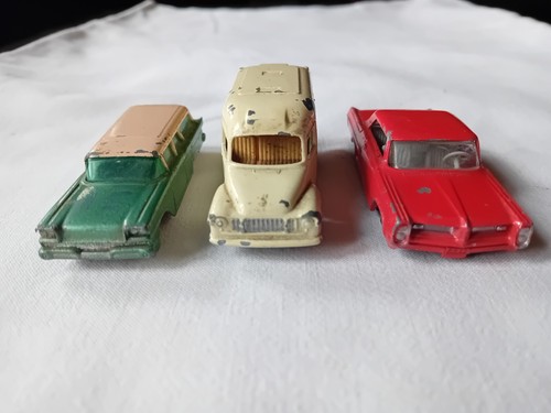 Lesney pontiac gp coupe - lesney,