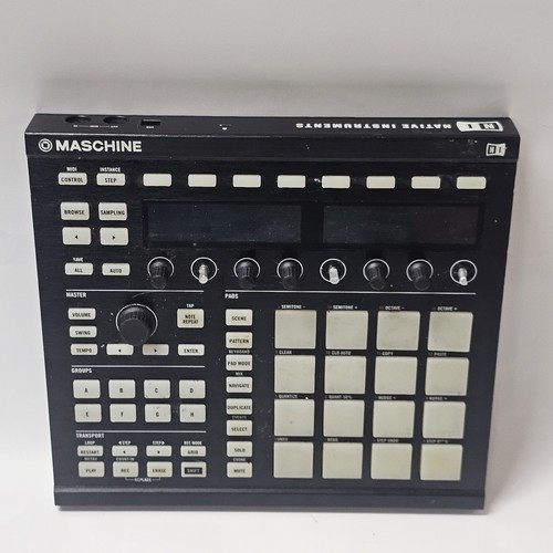 Native instruments machine - instruments,