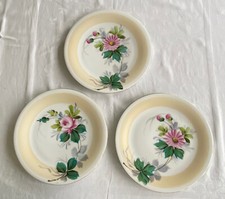 Tre piatti d’epoca in