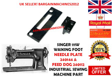 PARTE MACCHINA DA CUCIRE INDUSTRIALE SINGER 111W CON PIEDINO N/PIASTRA 240144 & F/DOG 240112