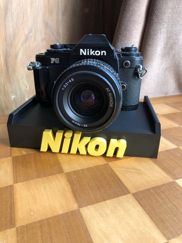 Réplique présentoir nikon - réplique, de