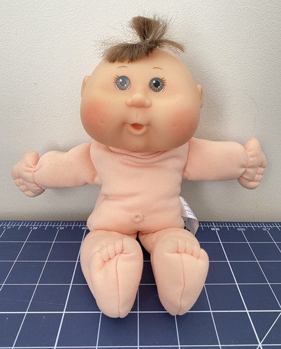2006 cabbage patch doll - cabbage,