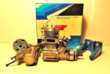 RC. MOTORE SUPERTIGRE G29 S. COMPLETO DI SUPPORTO, MARMITTA E FINTA TESTA