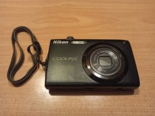 Nikon Coolpix S3000 NERA - Fotocamera Digitale Compatta 12 MP (senza Caricatore)