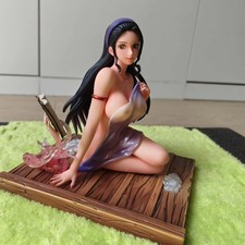 Figurina Nico Robin Resina