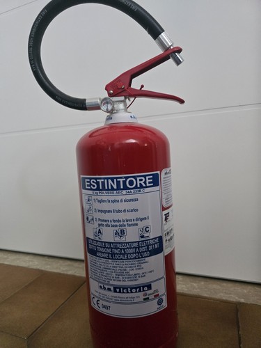Estintore polvere 6 anno - polvere, kg