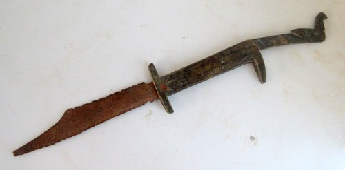 Antico vecchio raro coltello