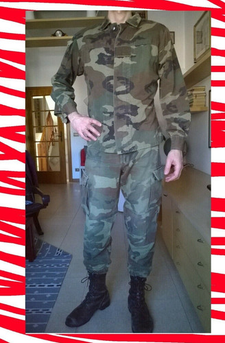 Divisa uniforme mimetica naja