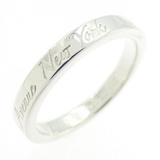 Autentico anello stretto