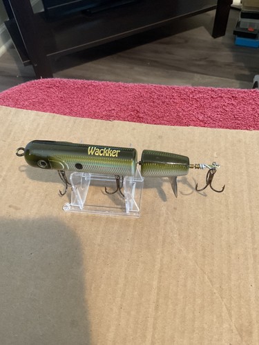 Pollici wackker musky - pollici,