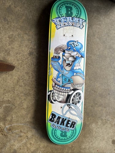 Skateboard