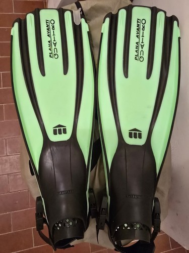 Pinne sub marca mares - sub,