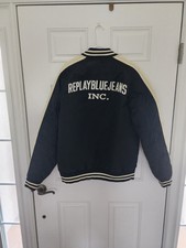 Replay Blue Jeans Inc. 23