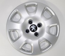 4 PEZZI COPRICERCHIO 15"