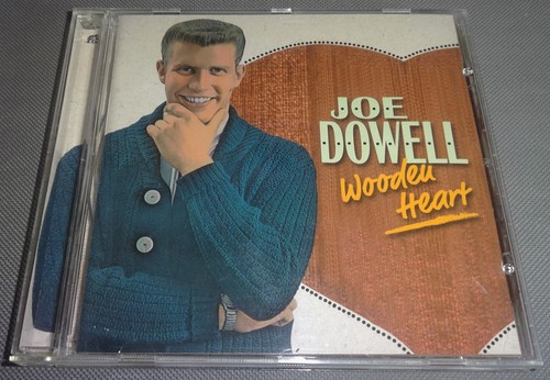 Joe dowell wooden heart - joe,