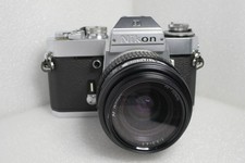 Nikkormat EL2 fotocamera