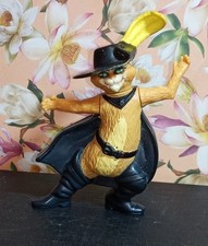 PERSONAGGIO GATTO CON GLI