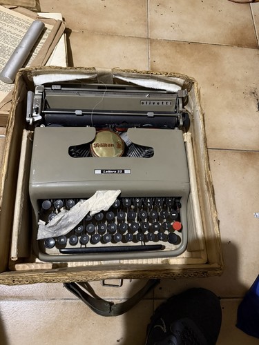 Macchina scrivere olivetti - macchina, da