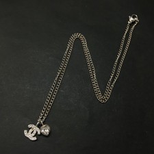 Collana con ciondolo EGA