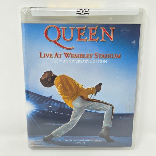 Queen live wembley - at,