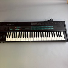 Yamaha DX7 Sintetizzatore FM