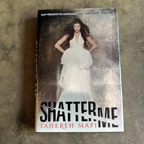 Shatter tahereh mafi - me,