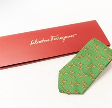 Salvatore Ferragamo cravatta collo nuova mai usata verde arancione scooter 10...