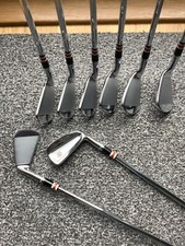 Raro set di ferri forgiati
