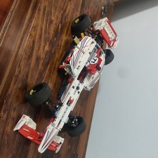 LEGO® Technic auto da F1 mod 42000 montata.