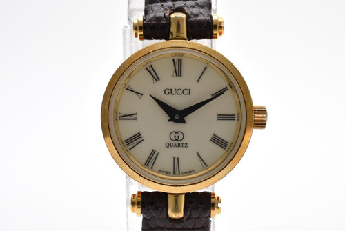 Near mint vintage gucci - mint],