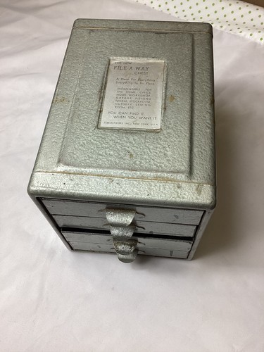 Cassettiera vintage anni - , 40