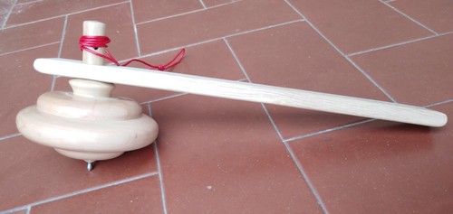 Trottola bassa legno di - in,