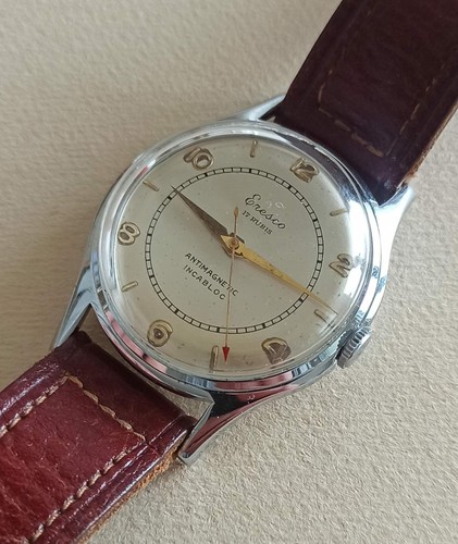 Orologio svizzero meccanico