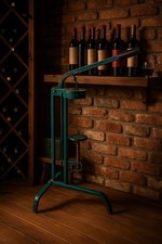 Vecchia tappatrice a leva tappi di sughero per vino colonna tappa bottiglie 