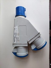 Adattatore da spina CEE 230V a 2 prese CEE IP44 Fanton 73105