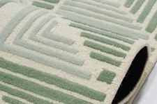 Tappeto moderno fatto a mano