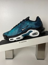 NIKE AIR MAX PLUS EUR 40