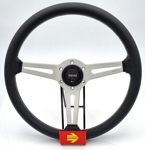 Volante sportivo pelle momo - in,