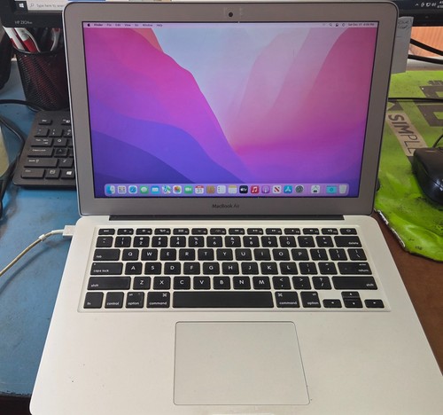 Apple macbook air a1466 - 13",