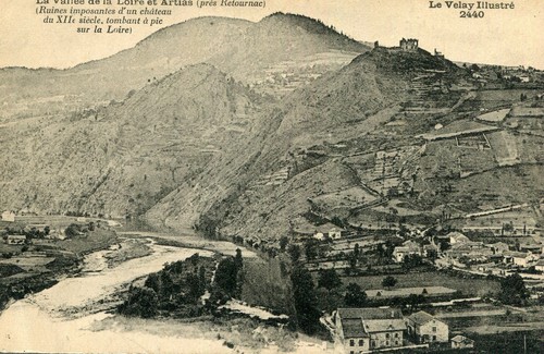 Retournac ruines imposantes - retournac,