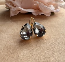 Orecchini goccia con - a,