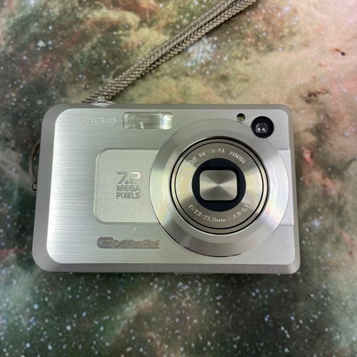 Fotocamera digitale compatta