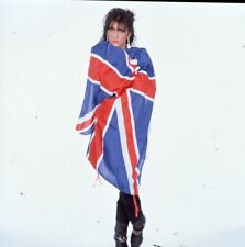 Pin up popstar Sabrina Salerno