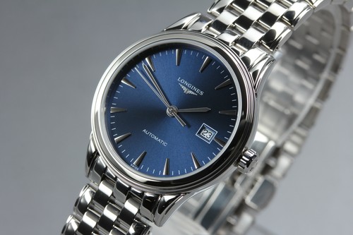 Con scatola orologio - [con,