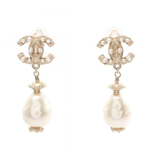 Chanel swing pearl coco - chanel,