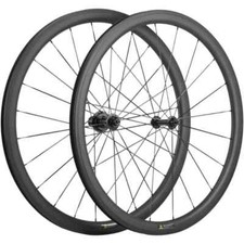 Set ruote in fibra di carbonio