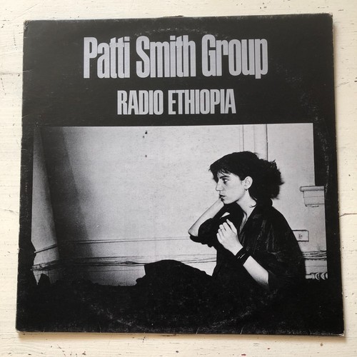 Patti smith group radio - smith,