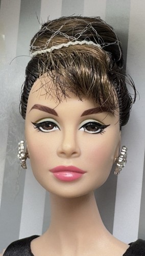 Holly golightly 5th avenue - golightly, ~
